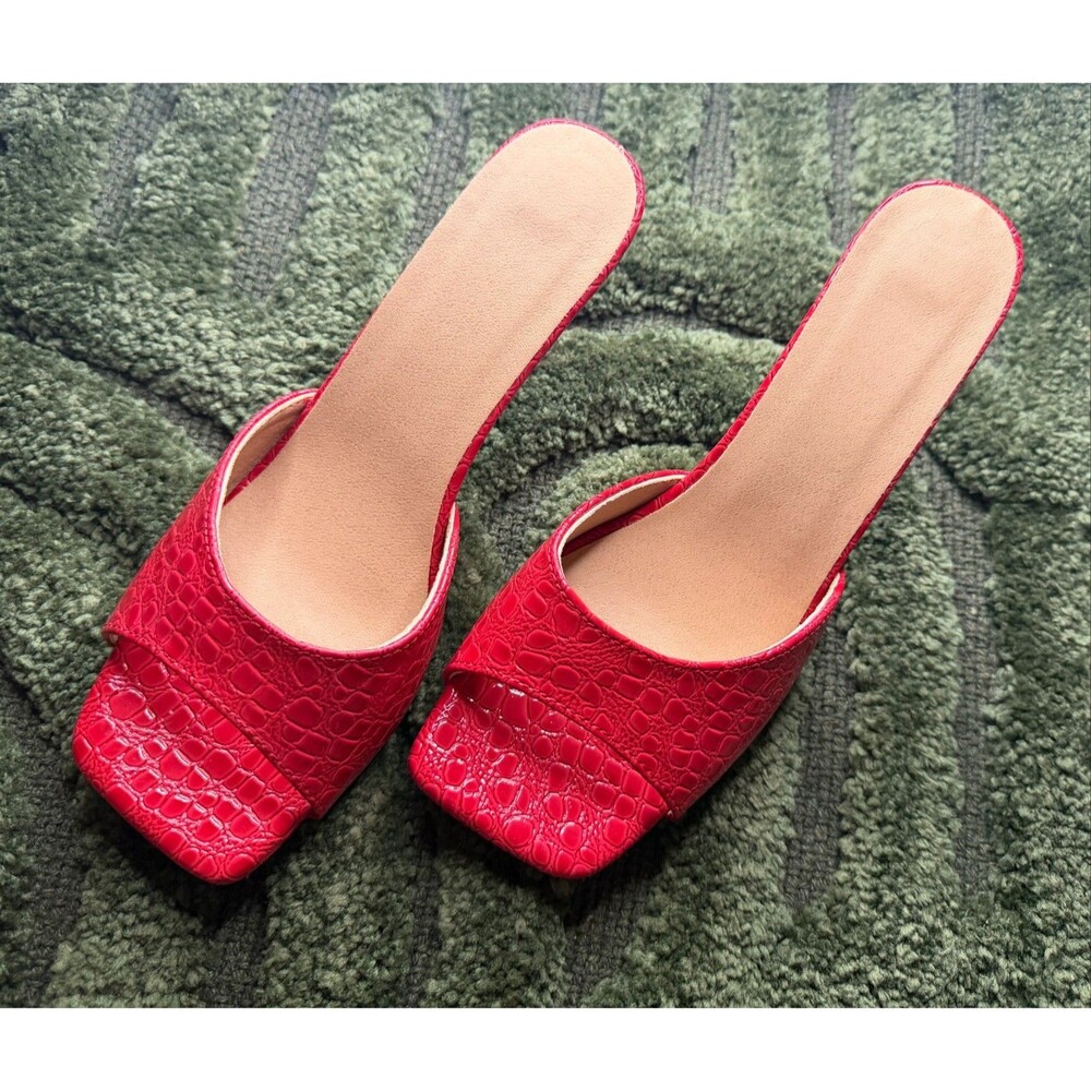 Women’s Red Croc Embossed Open Toe Kitten Heel Mules Size 39 New